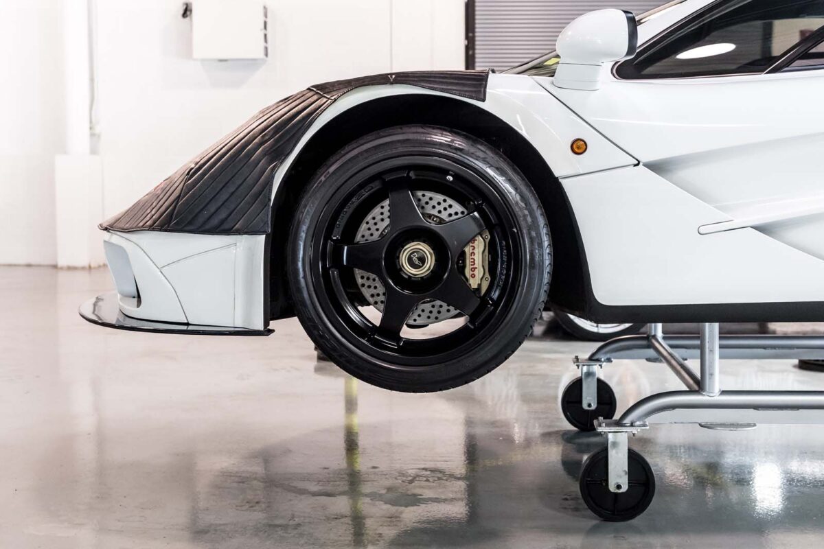 McLaren F1 Service Center North America 04