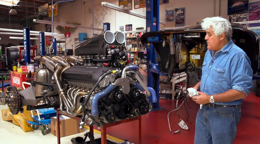 McLaren F1 engine extraction with Jay Leno 22