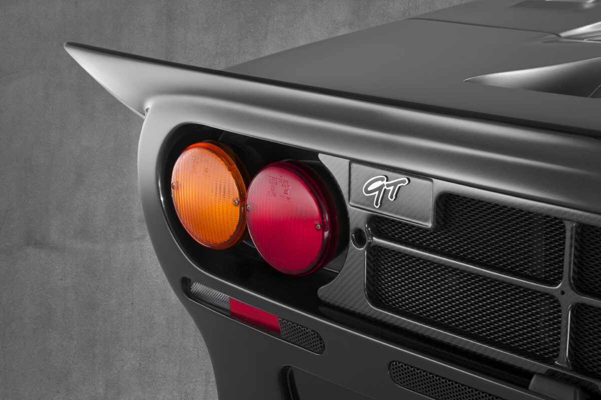 McLaren F1 GT dark silver 03