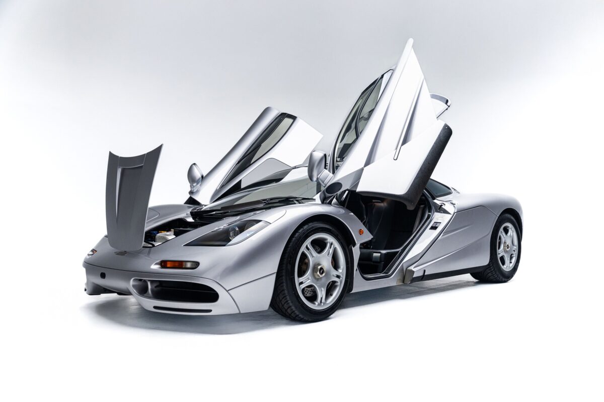 1995 McLaren F1 silver 24