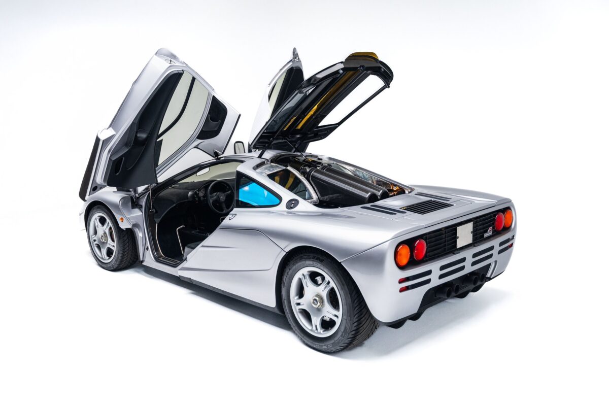 1995 McLaren F1 silver 23