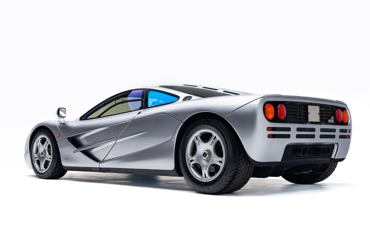 1995 McLaren F1 silver 14