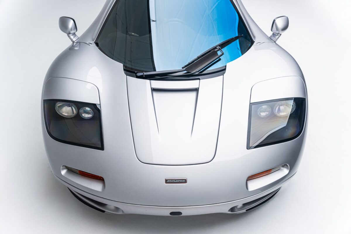 1995 McLaren F1 silver 02