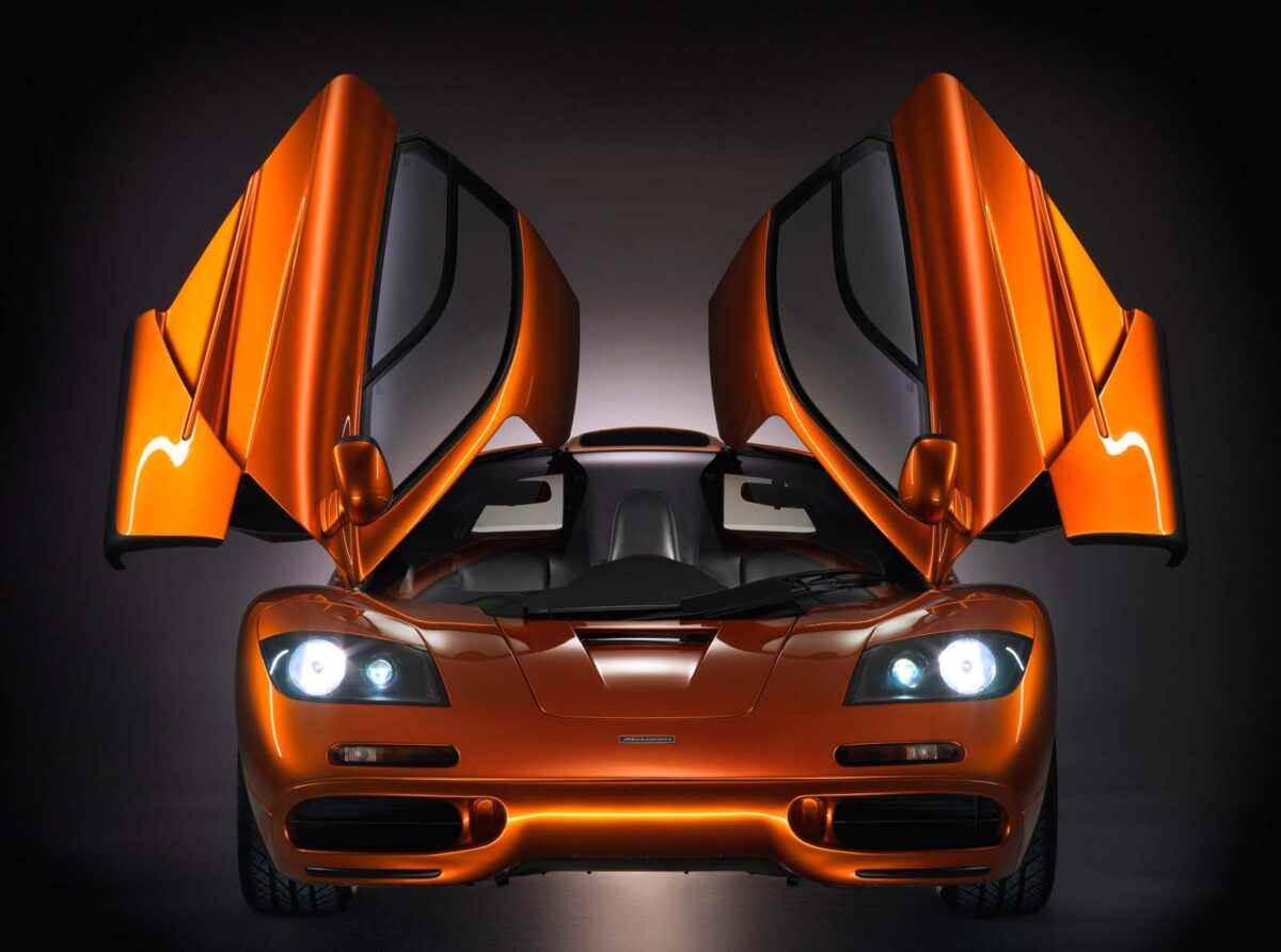 1992 McLaren F1 road car press release image 03